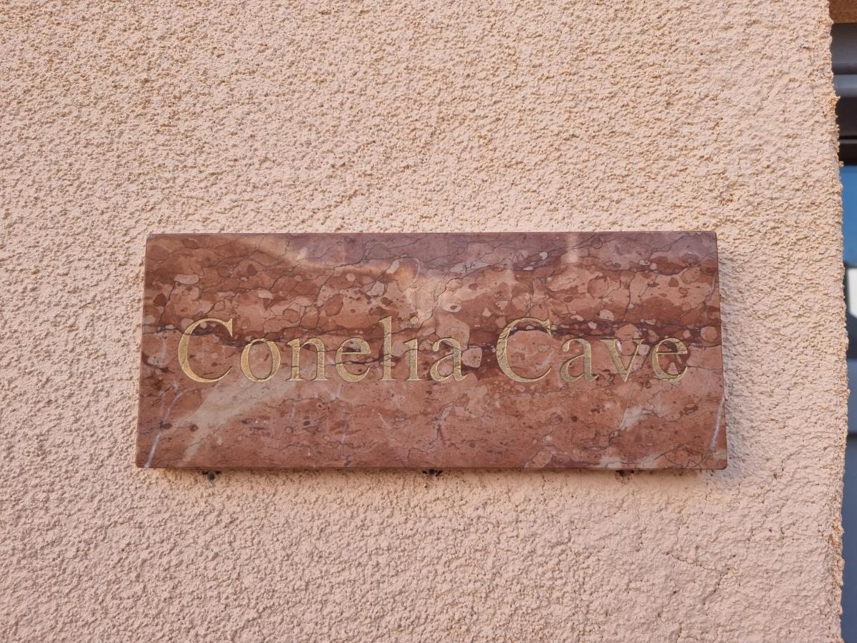 M Residence Santorini Conelia Cave Fira  Exteriör bild
